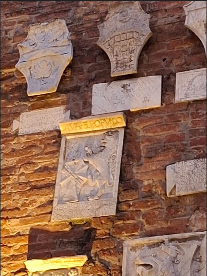 Unidentified coat of arms